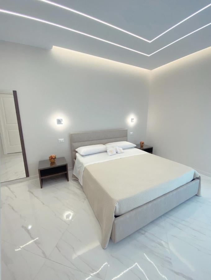 Meligrana Central Rooms โตรเปอา ภายนอก รูปภาพ