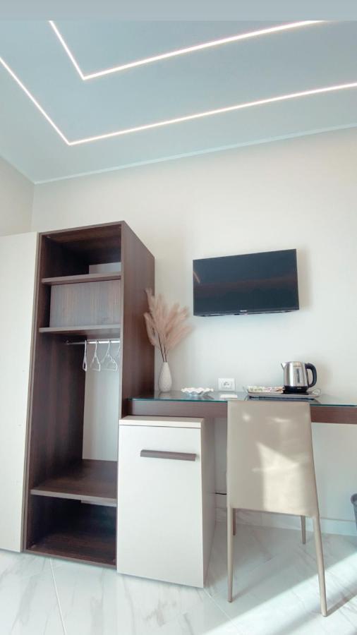 Meligrana Central Rooms โตรเปอา ภายนอก รูปภาพ