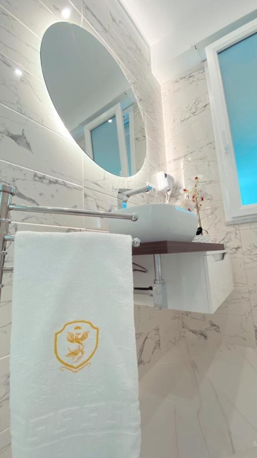 Meligrana Central Rooms โตรเปอา ภายนอก รูปภาพ